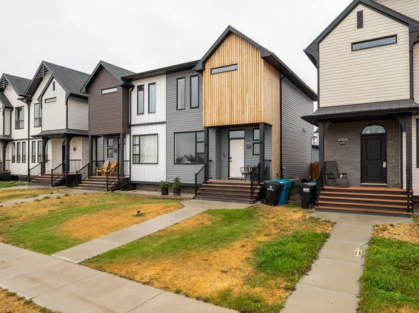 641 S Blackwolf Blvd N, Lethbridge, AB T1H 7C8