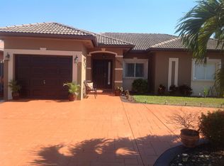 16620 SW 52nd St, Miami, FL 33185