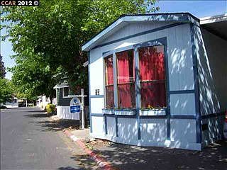 2nd image of 53 The Trees Dr