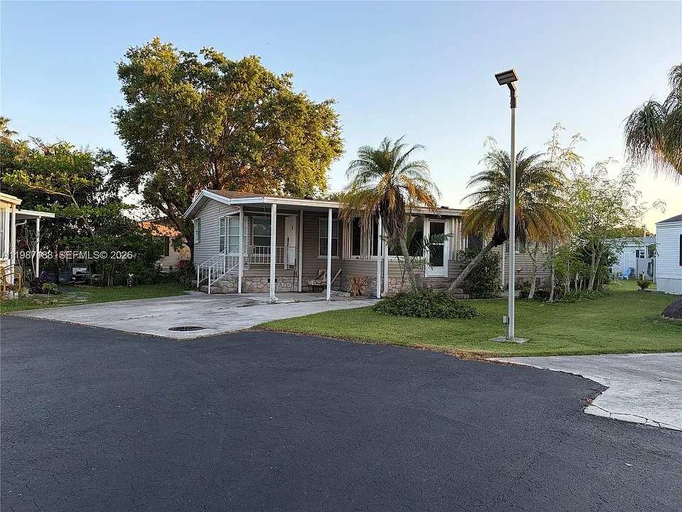 35303 SW 180th Ave