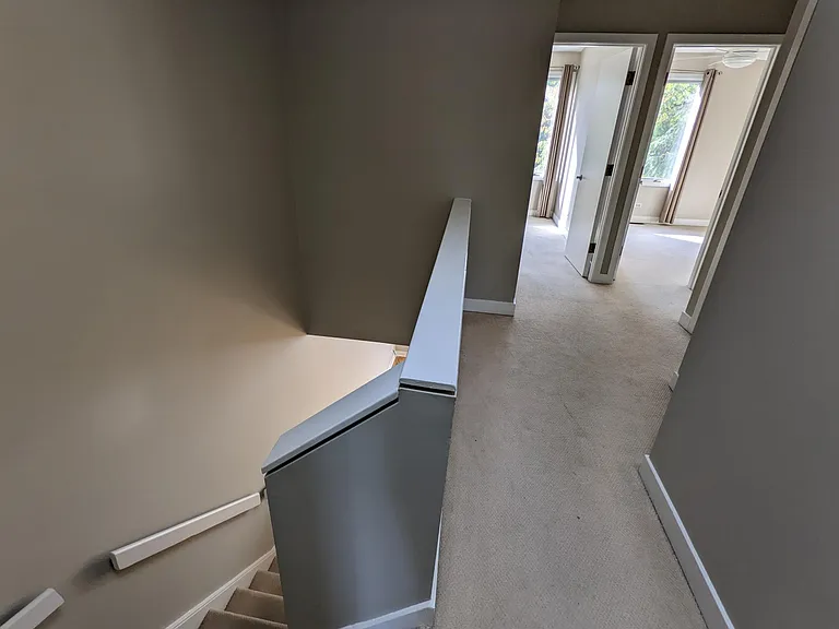 1208 W Fletcher St — Photo 19