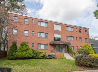 9 Concord St APT A3, West Hartford, CT 06119