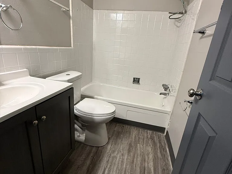 18331 W Chicago St #1 — Photo 6