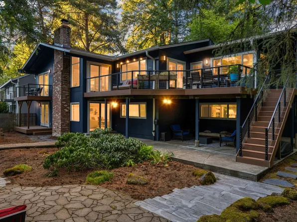 18148 Pioneer Ct, Lake Oswego, OR 97034
