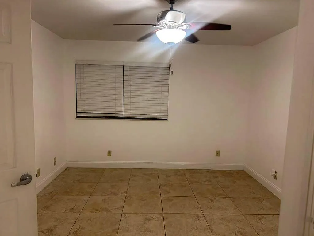 2 bed, 2.0 bath, 1027 sqft, $2,400 — Photo 3