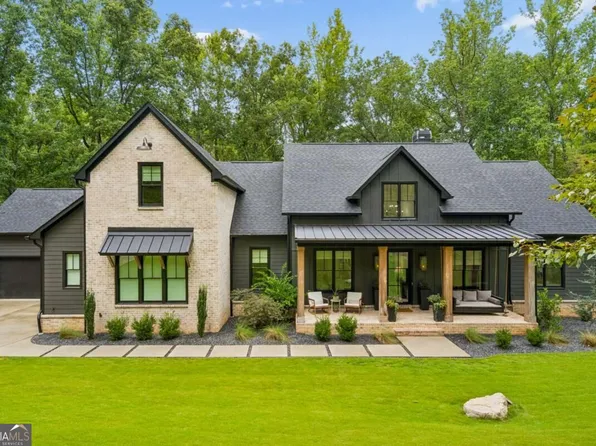 5676 Kennedy Rd, Suwanee, GA 30024