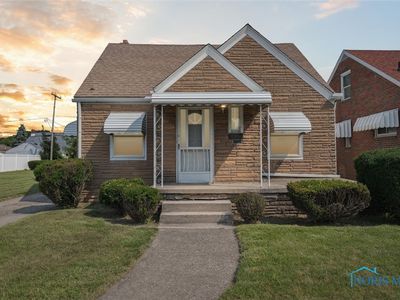 231 E Manhattan Blvd, Toledo, OH, 43608