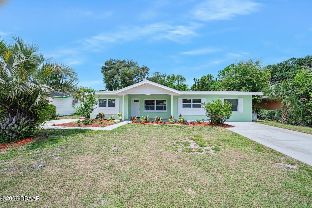 1112 Lakewood Park Dr, Daytona Beach, FL 32117 | MLS #1226882 | Zillow