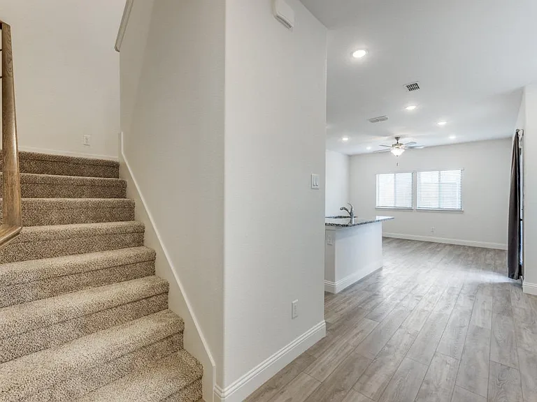 226 Griffith Dr #28 — Photo 7