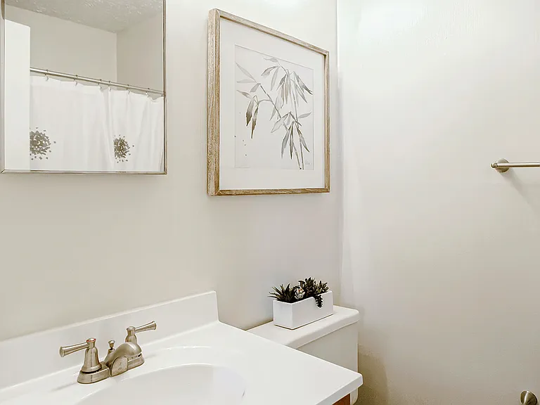 Patriot Point Apartment Homes — Photo 50