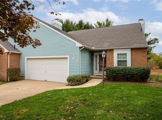 2155 Abbey Rd, Akron, OH 44312