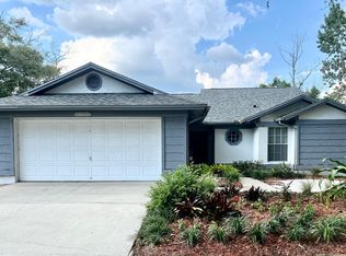 24831 Silversmith Dr, Lutz, FL 33559