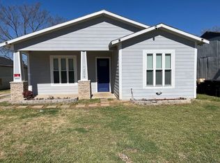 1209 E Leuda St, Fort Worth, TX 76104