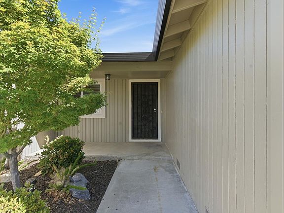 4th image of 1660 Monte Vista Dr