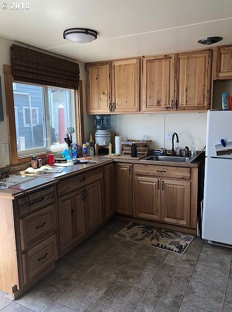 2nd image of 720 E Marina Way