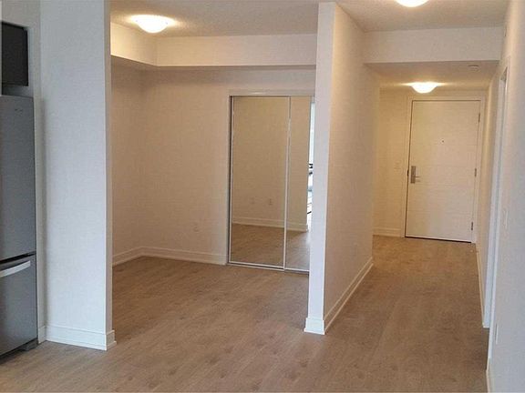 5th image of 50 Wellesley St E #806