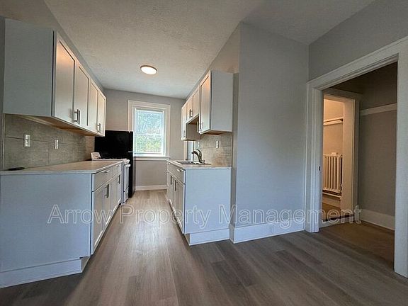 4th image of 305 N 7th St #5