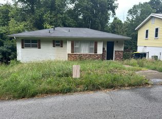 606 N Spruce St, Harrison, AR 72601