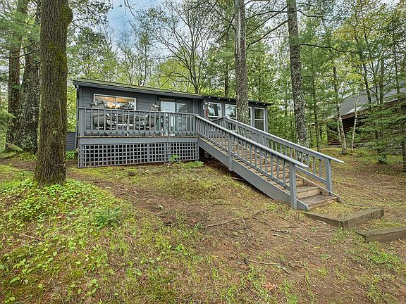 5th image of 1745 Seven Oaks Ln