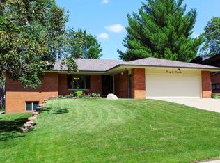2646 S 46th St, Lincoln, NE 68506