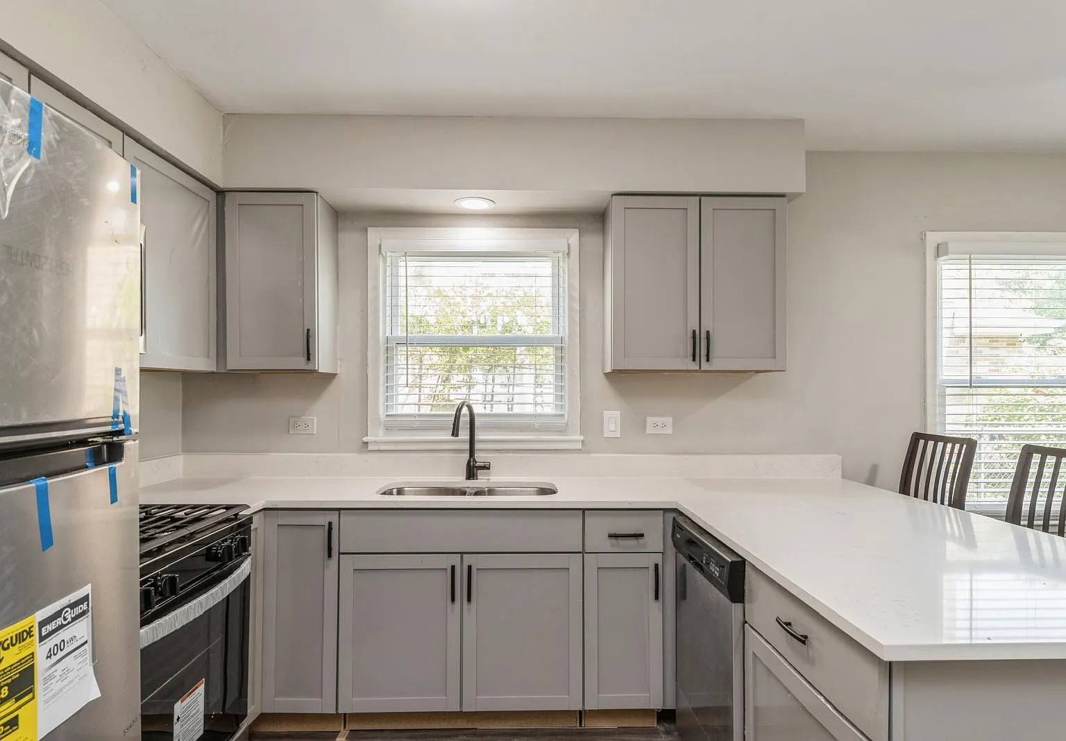 3 bed, 1800 sqft, $1,900 — Photo 4