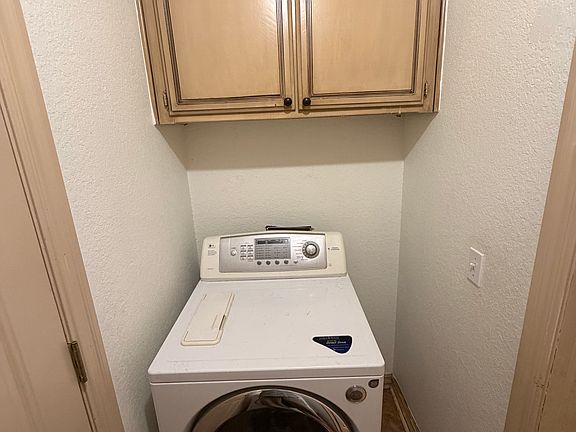 3rd image of 8808 NE 13th St