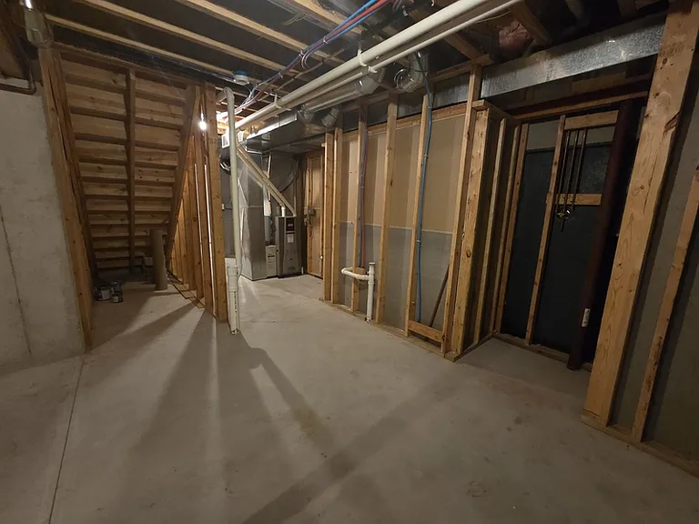 334 Autumn Ln — Photo 34