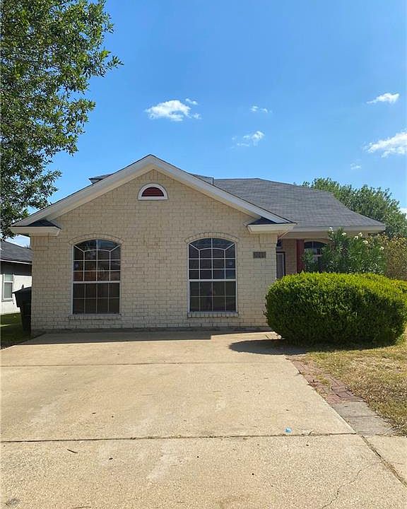 1st image of 3000 Ellis Dr