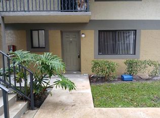 677 Trace Cir APT 101, Deerfield Beach, FL 33441