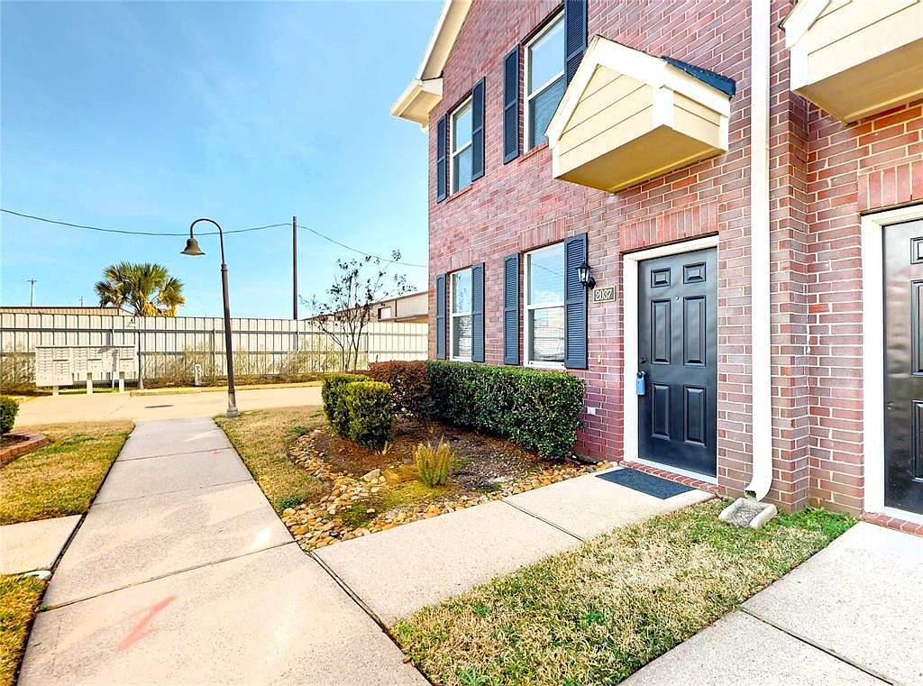 2037 Kemah Village Dr, Kemah, TX 77565 MLS 79197279 Zillow