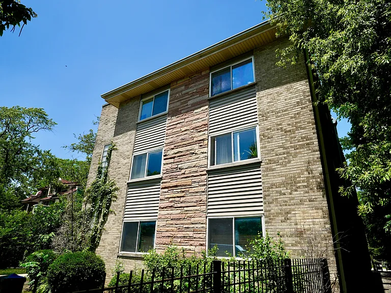 1404 W Estes Ave #2A — Photo 20