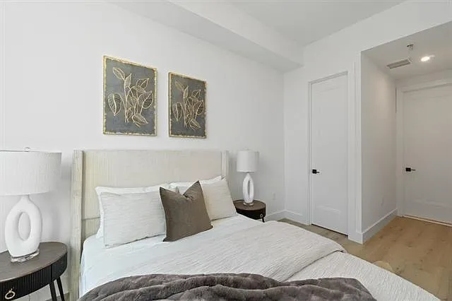 491 Broadway #202 — Photo 10