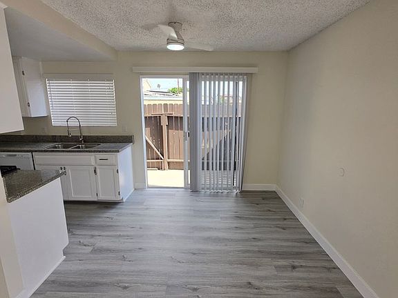 4th image of 1626 W 146th St APT B