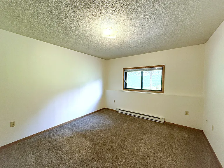 2804 Edgewood Dr SW #4 — Photo 9