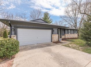 1011 Stonegate Rd, Greenwood, IN 46142