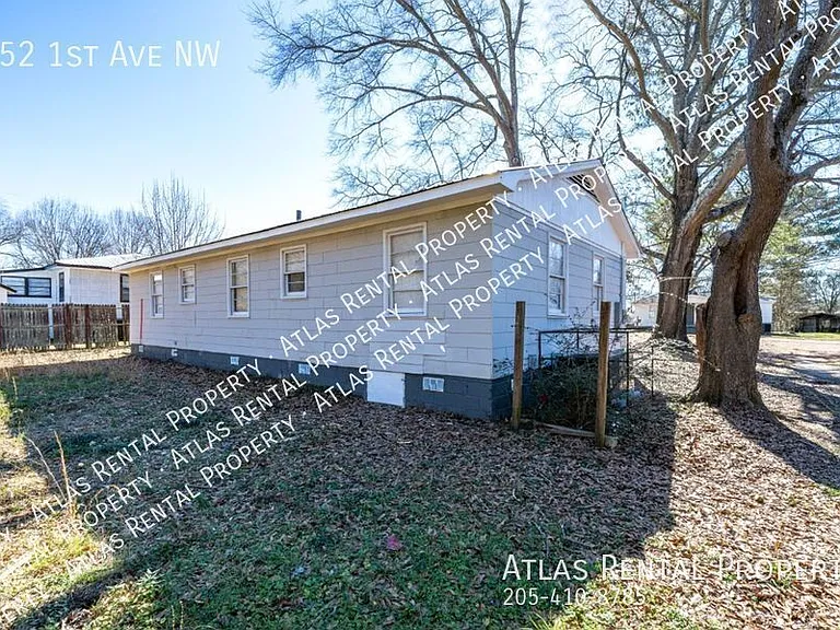 352 1st Ave NW — Photo 5