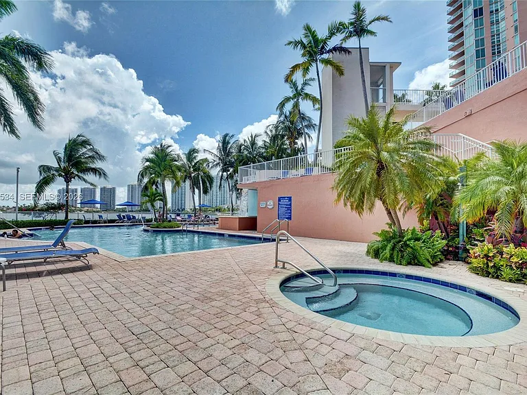 3370 Hidden Bay Dr #1501 — Photo 44