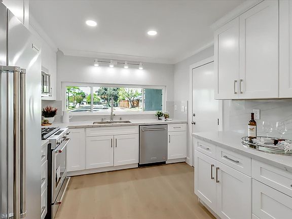 5th image of 1022 Rawlings Dr