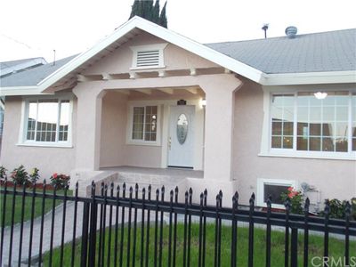 711 W 52nd Pl, Los Angeles, CA, 90037