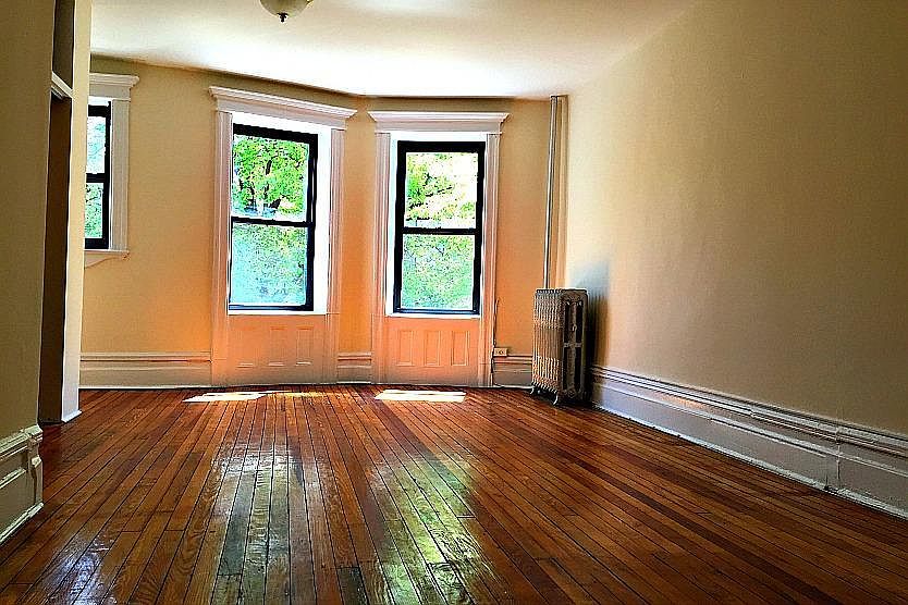 1st image of 537 8th St APT B1