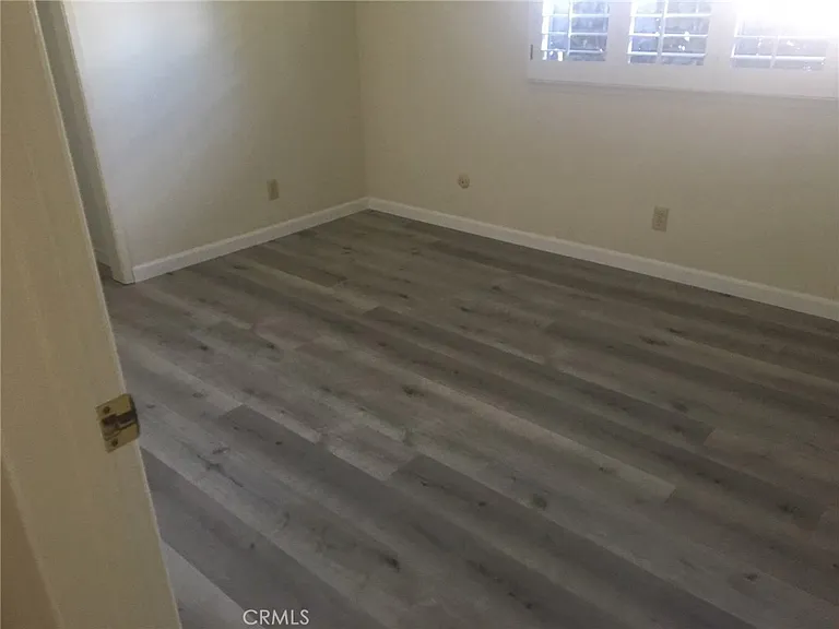 1559 Royal Way — Photo 12