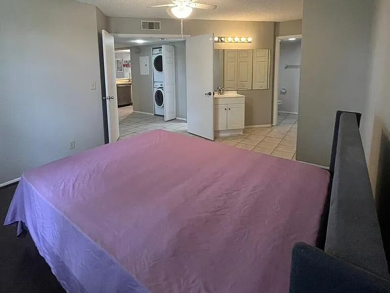 1537 SE Royal Green Cir #E-204 — Photo 7