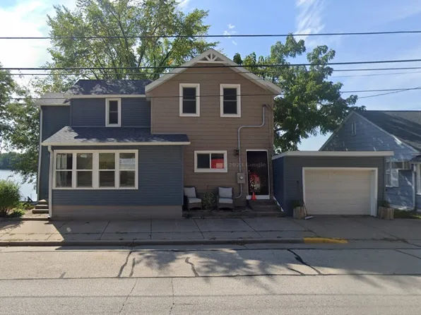 231 N Shore Dr, Fountain City, WI 54629