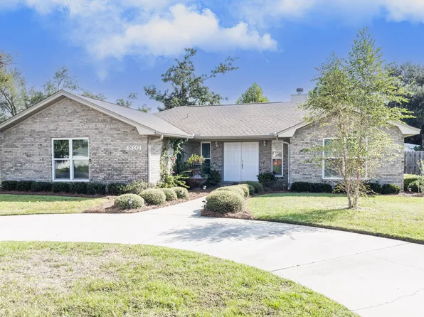 1301 New Hampshire Ave, Lynn Haven, FL 32444
