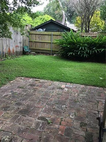 2227 Joseph St — Photo 10