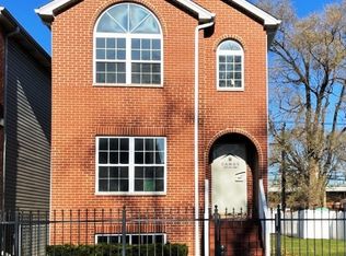 4050 W Maypole Ave, Chicago, IL 60624