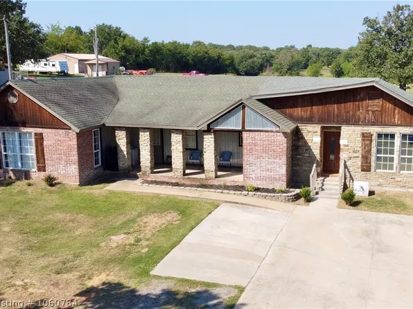 27661 247th Ave, Shady Point, OK 74956