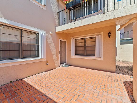 3rd image of 6622 Villa Sonrisa Drive #812