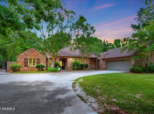 403 Phoenix Dr, Lafayette, LA 70503