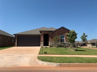10401 SW 41st Pl, Mustang, OK 73064